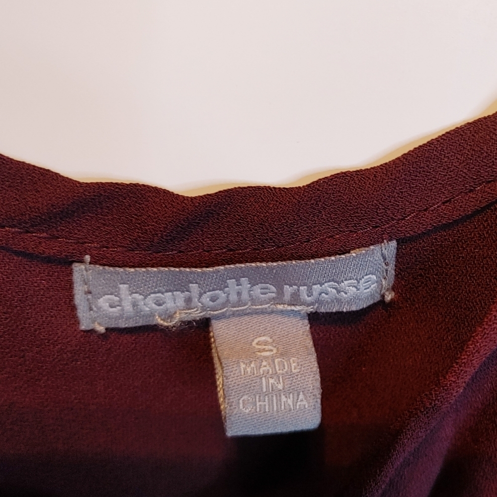 Maroon Sleeveless Blouse Gold Zipper Front Juniors Small Flowy Tank Top - Picture 7 of 9